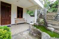 ล็อบบี้ Rock Garden Homestay