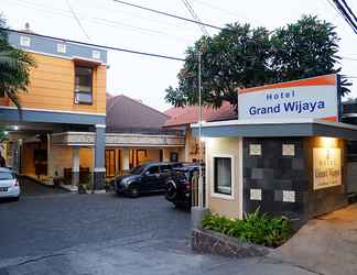 Exterior 2 Grand Wijaya