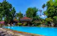 Swimming Pool 3 Angsoka Hotel