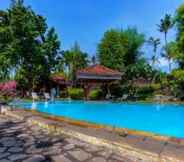 Swimming Pool 3 Angsoka Hotel