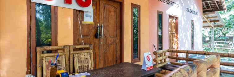 Lobi OYO 1259 Kuta Garden Homestay