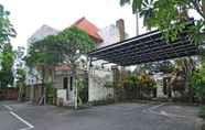 Bangunan 6 Taman Ayu Townhouse