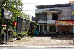 Grand Hotel Lombok, USD 18.77