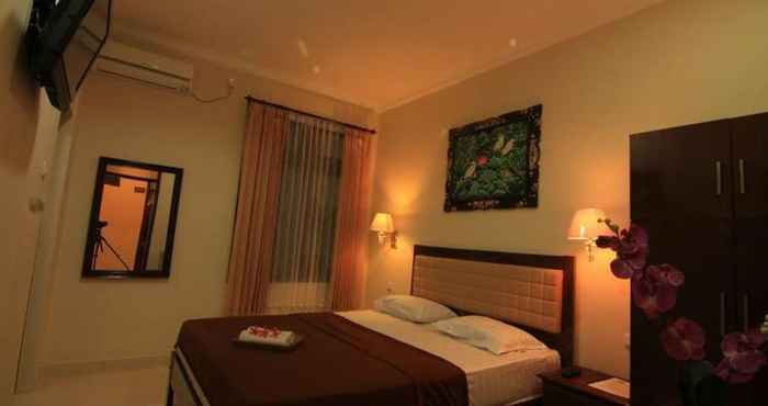 Kamar Tidur Hotel Catur Warga