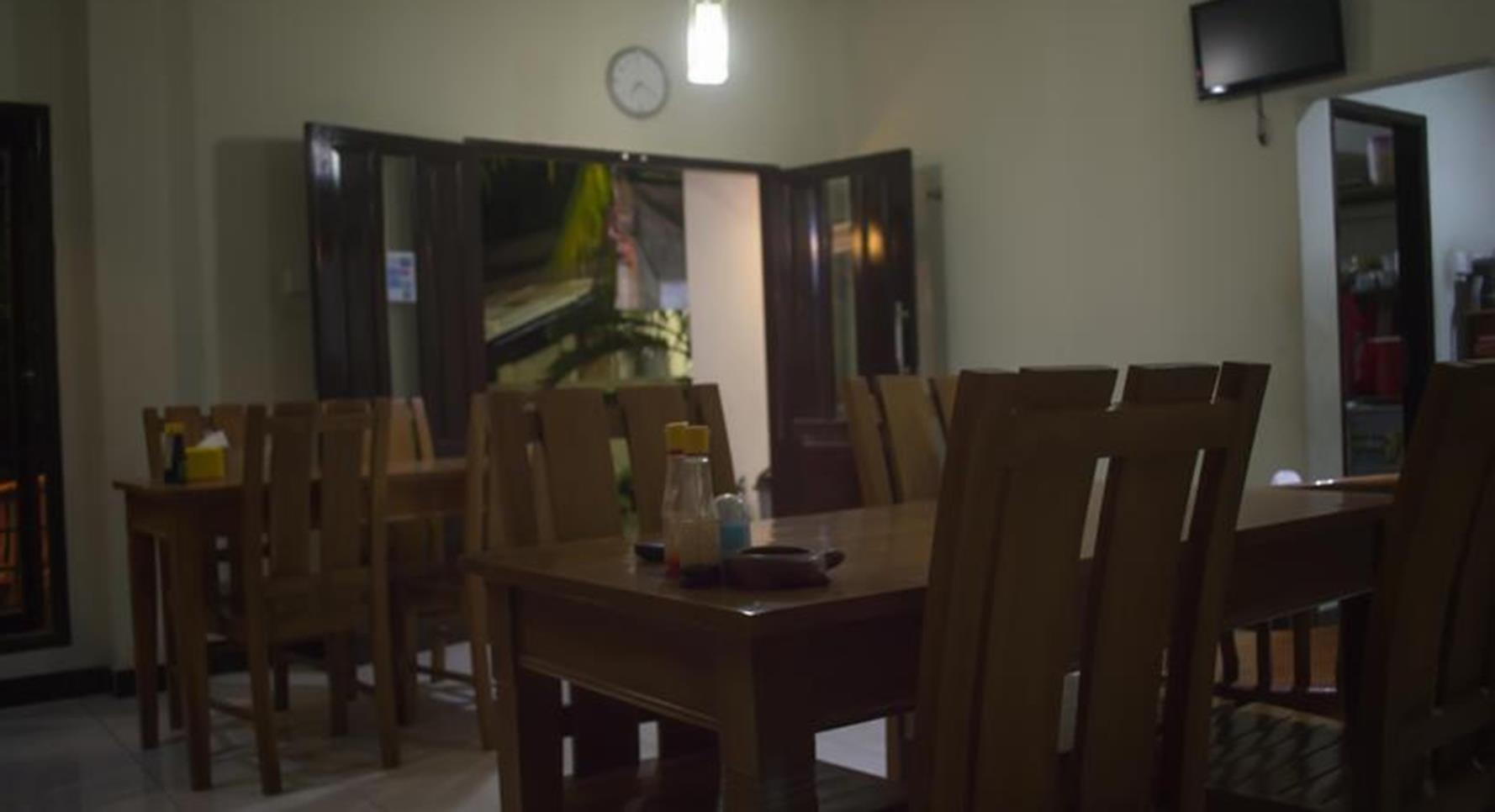 Restoran 5 Minabi Guest House