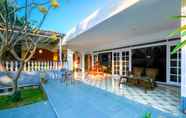 ภายนอกอาคาร 7 OYO 1206 Lombok Guest House