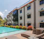 Swimming Pool 2 Grand Senggigi Hotel