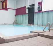 Swimming Pool 6 Bilique Hotel Bandung