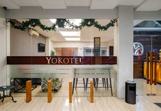외관 7 Yokotel Hotel Kebon Jati