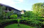 Exterior 3 Puri Sari Beach Hotel