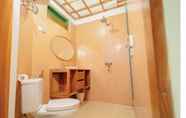 Toilet Kamar 6 Green Hill Boutique Hotel