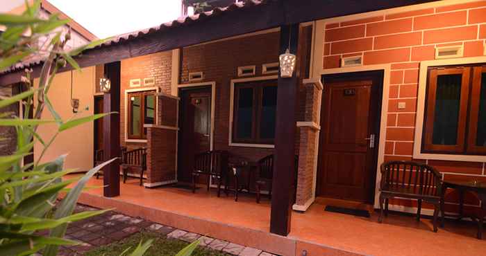 Exterior Deluxe Room at Ani Homestay