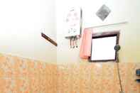 In-room Bathroom Kiki Homestay Syariah