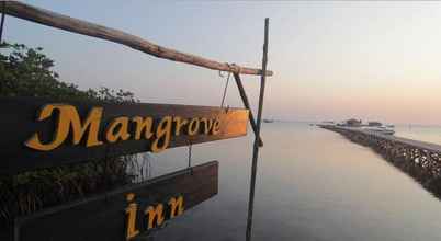 Bên ngoài 4 Mangrove Inn