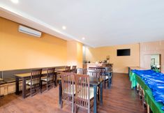 Lobi 5 Capital O 472 Hotel Asyra