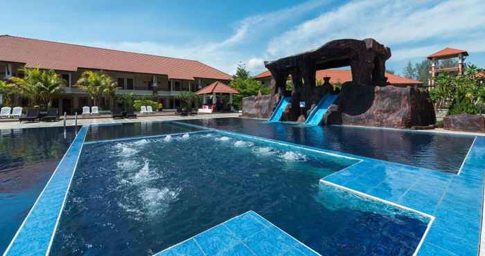 Kolam Renang Tok Aman Bali Beach Resort @ Beachfront