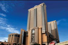 Exterior Lexus Service Suites @ Times Square KL