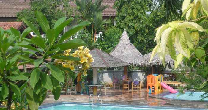 Kolam Renang Intan Hotel Purwakarta