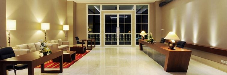 Lobi The Luxton Bandung