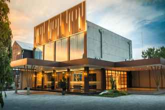 Luar Bangunan 4 Raden Wijaya Hotel & Convention