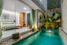 Swimming Pool Nikaya Villas