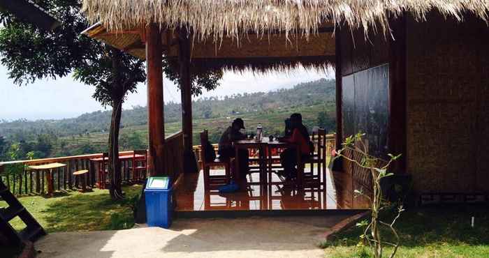 Restaurant Bale Kayu Home Stay & Restaurant