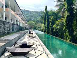 Kebun Villas & Resort, Rp 446.250