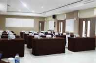 ห้องประชุม Safwah Bintaro Syariah Mitra RedDoorz