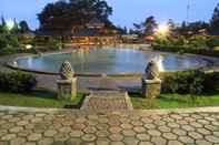 Kolam Renang Ciater Spa Resort 