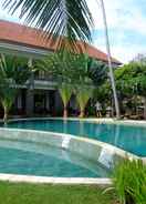 SWIMMING_POOL Mina Tanjung Beach Hotel