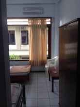 Bedroom 4 Dwi Putra Hotel