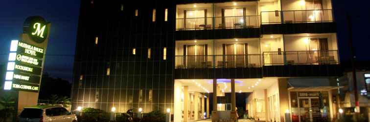 Lobi Mutiara Balige Hotel 