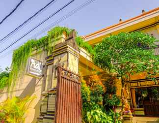 Exterior 2 Adi Homestay Canggu 