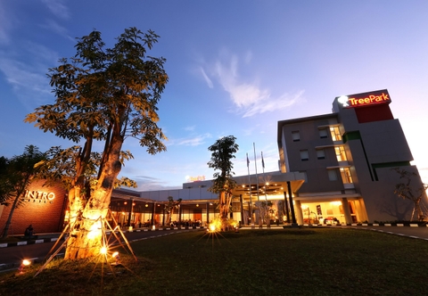 Exterior TreePark Hotel Banjarmasin