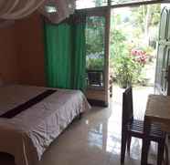 Bedroom 5 Daniel Lodge, Moni-Kelimutu