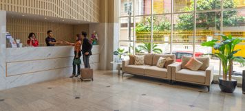 Lobi 3 d'primahotel Pattimura (Pantai Losari) Makassar