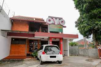 Bangunan 4 Adam's Apple Guest House