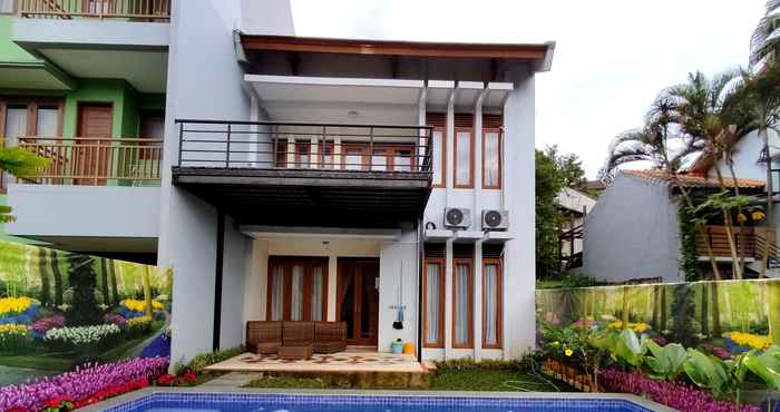 Luar Bangunan Villa Mawar Syariah - 3 Bedroom