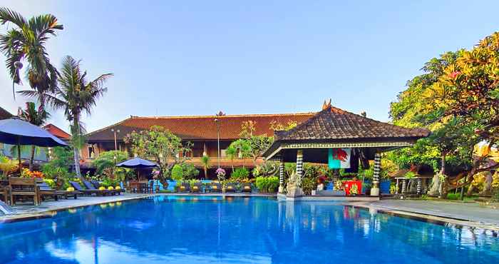 Bangunan Hotel Satriya Cottages