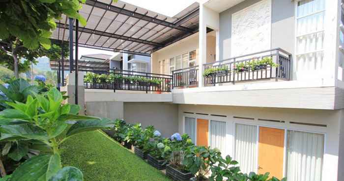 Exterior Spring Hill Villa Syariah Bandung - 4 Bedrooms