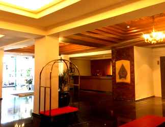 Lobby 2 Hotel Mutiara Malioboro 1 Yogyakarta