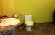 Toilet Kamar 5 Mami In Homestay