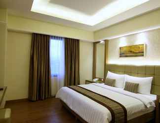 Bedroom 2 Dominic Hotel Purwokerto