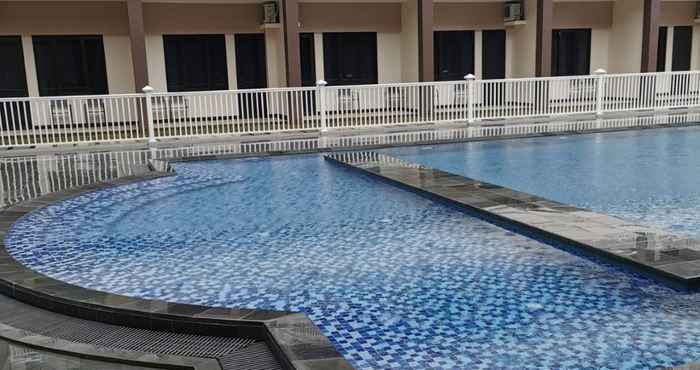 Kolam Renang Dominic Hotel Purwokerto