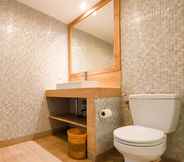 In-room Bathroom 6 Core Hotel Benoa 