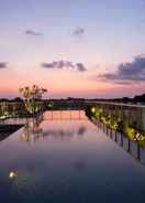 SWIMMING_POOL Hotel Santika Seminyak