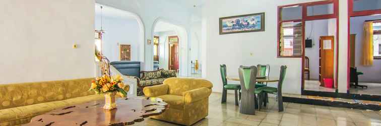 Lobby Shintana Homestay