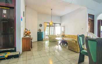 Sảnh chờ 4 Shintana Homestay