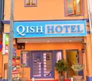 Exterior 5 Qish Hotel