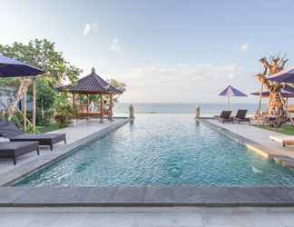 สระว่ายน้ำ 2 Uluwatu Cottages